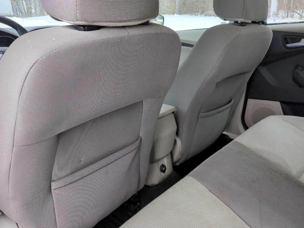 used 2014 Ford Focus car, priced at $3,995