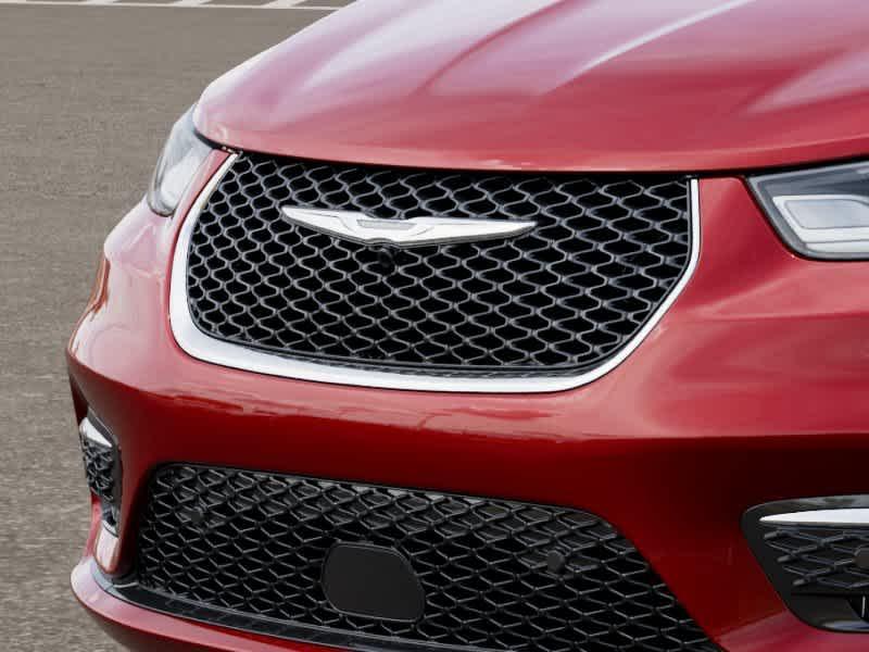 new 2026 Chrysler Pacifica car, priced at $46,106