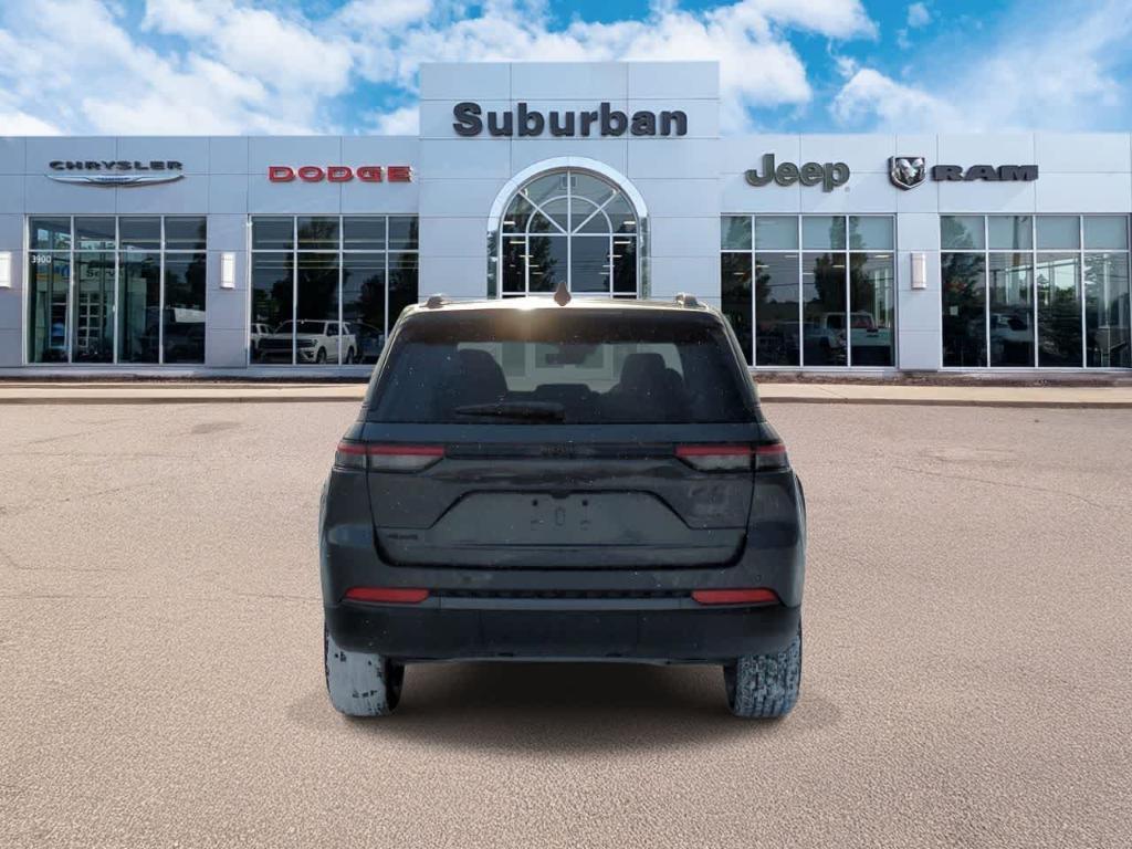 new 2026 Jeep Grand Cherokee car, priced at $41,434