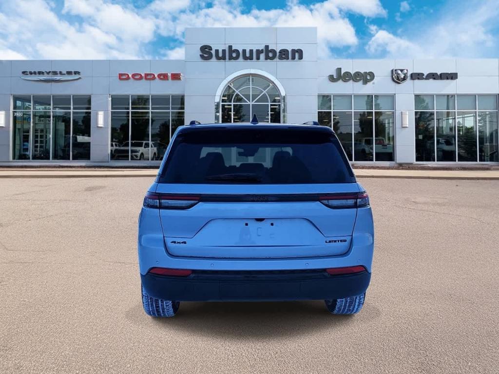 used 2025 Jeep Grand Cherokee car, priced at $44,495