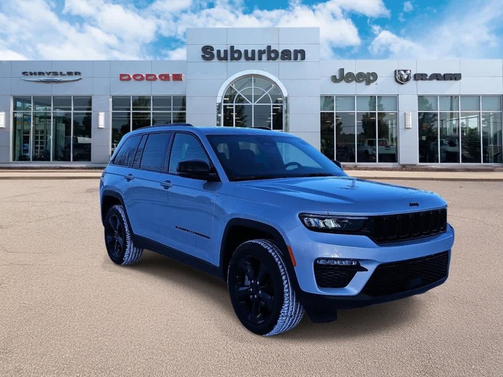 used 2025 Jeep Grand Cherokee car, priced at $44,495