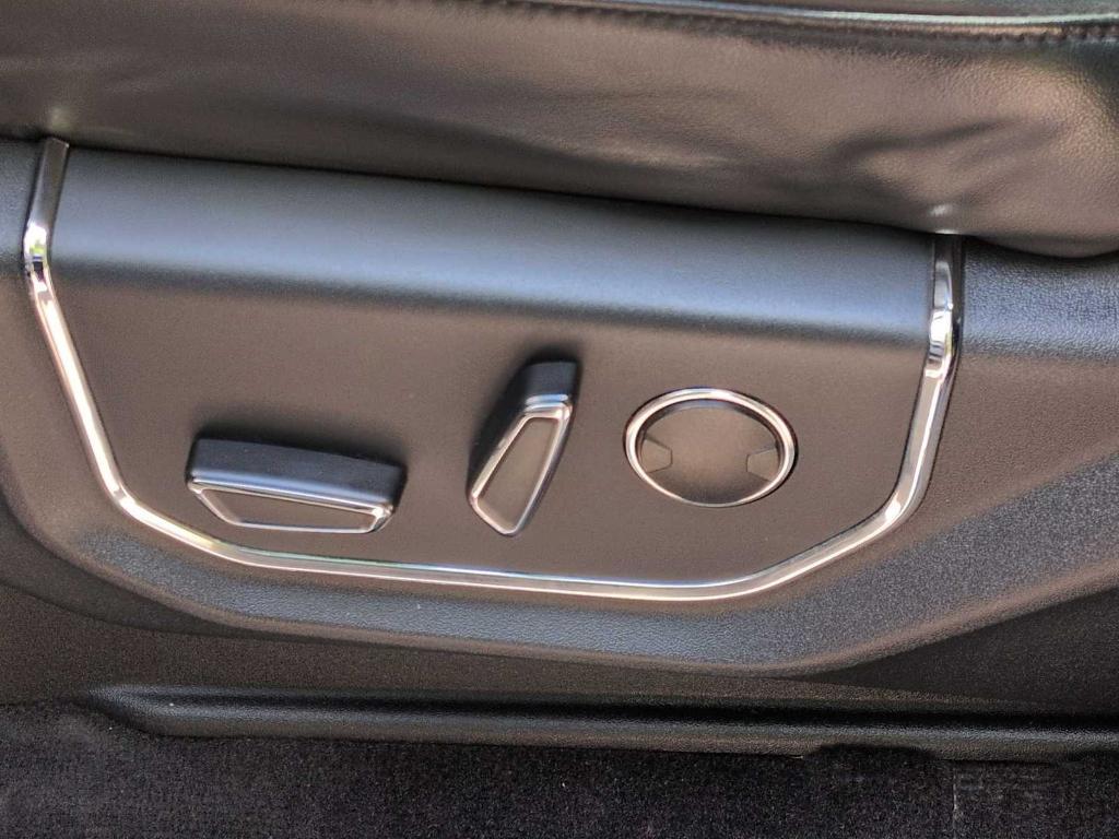 used 2022 Ford Expedition Max car, priced at $43,039