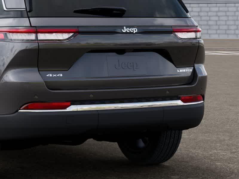 new 2026 Jeep Grand Cherokee car, priced at $41,742