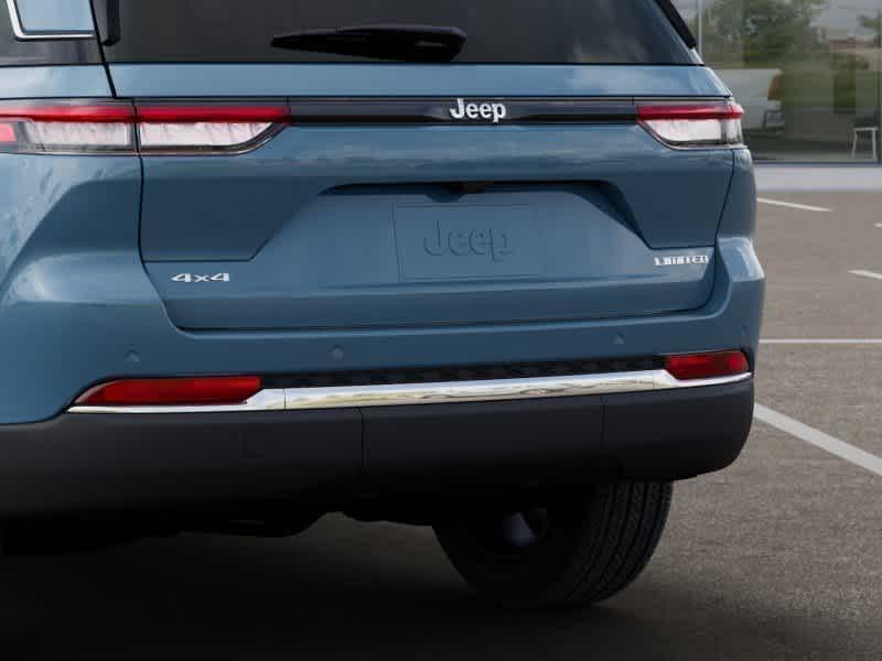 new 2026 Jeep Grand Cherokee car, priced at $44,015
