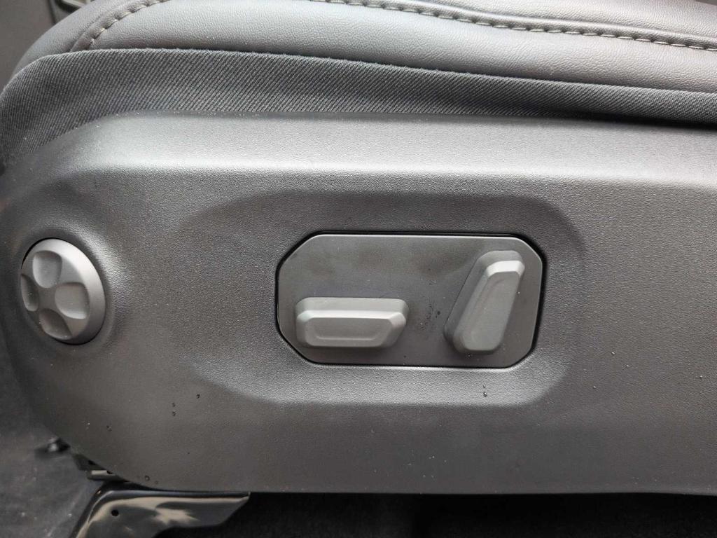 new 2026 Jeep Wrangler car, priced at $53,664