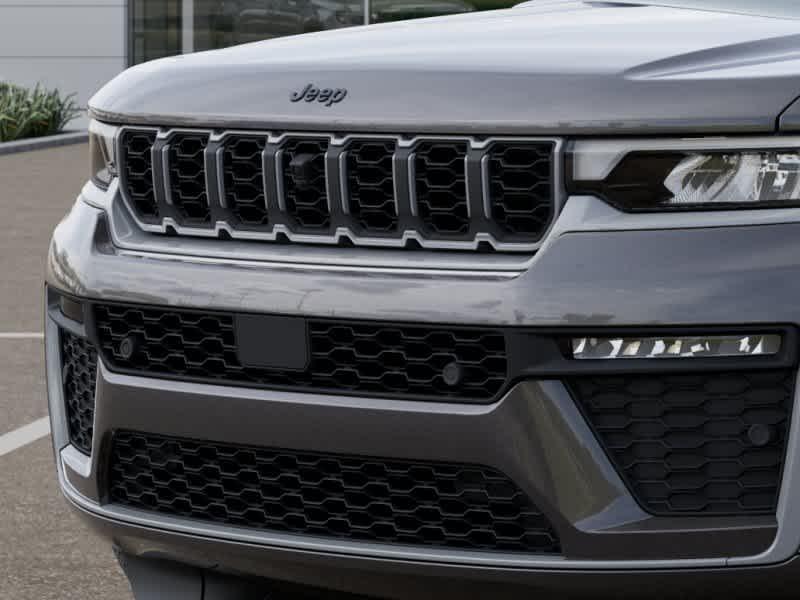 new 2026 Jeep Grand Cherokee car, priced at $49,587