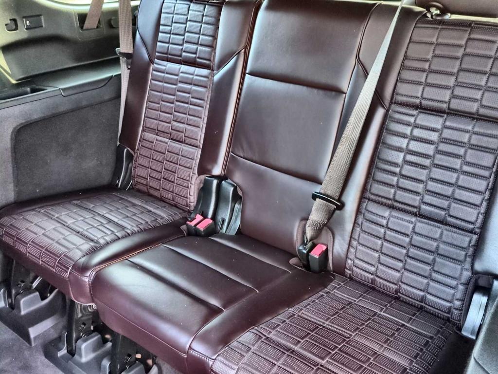 used 2023 Cadillac Escalade ESV car, priced at $58,885