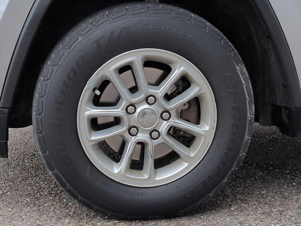 used 2019 Jeep Grand Cherokee car, priced at $11,797