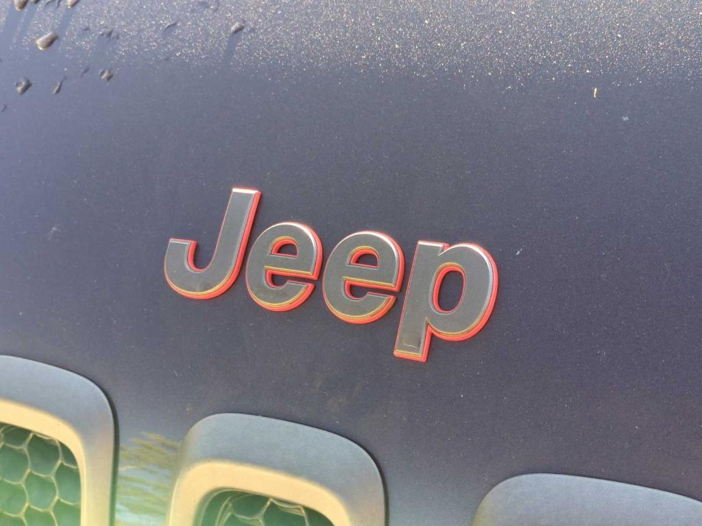 used 2016 Jeep Cherokee car, priced at $6,488