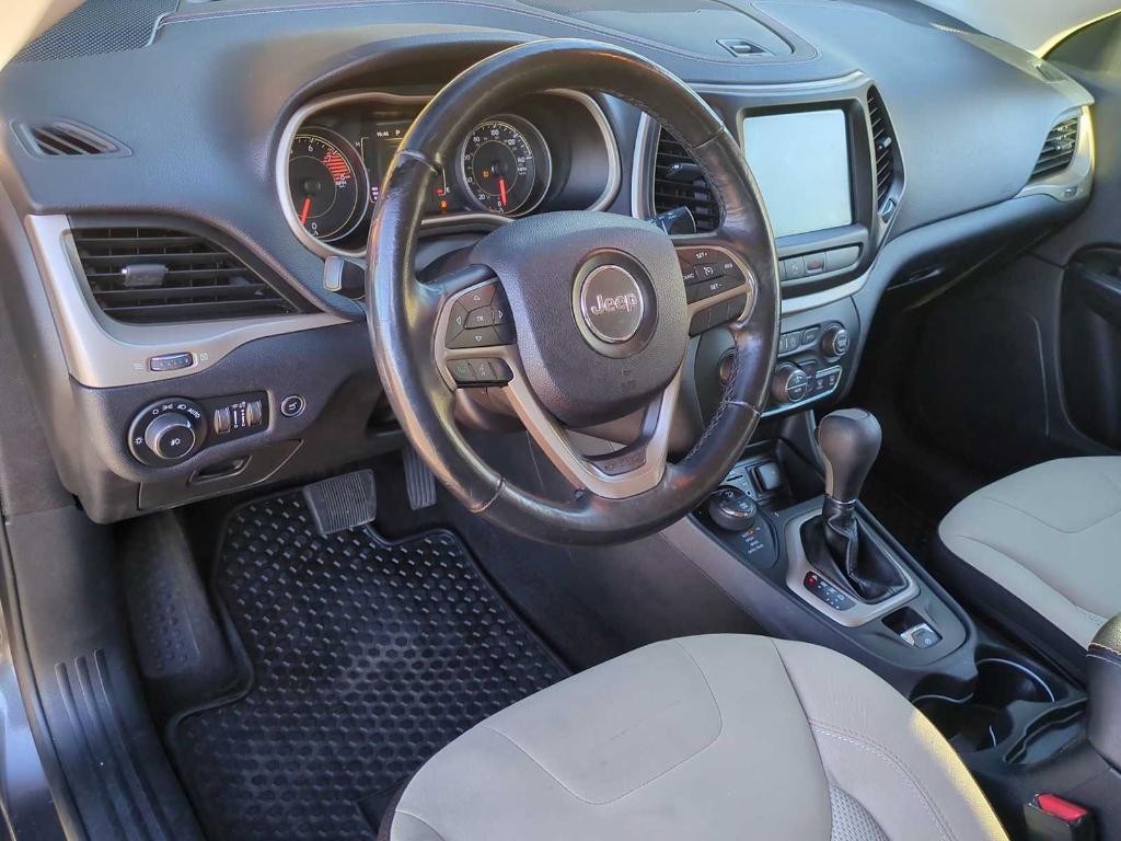 used 2016 Jeep Cherokee car, priced at $6,488