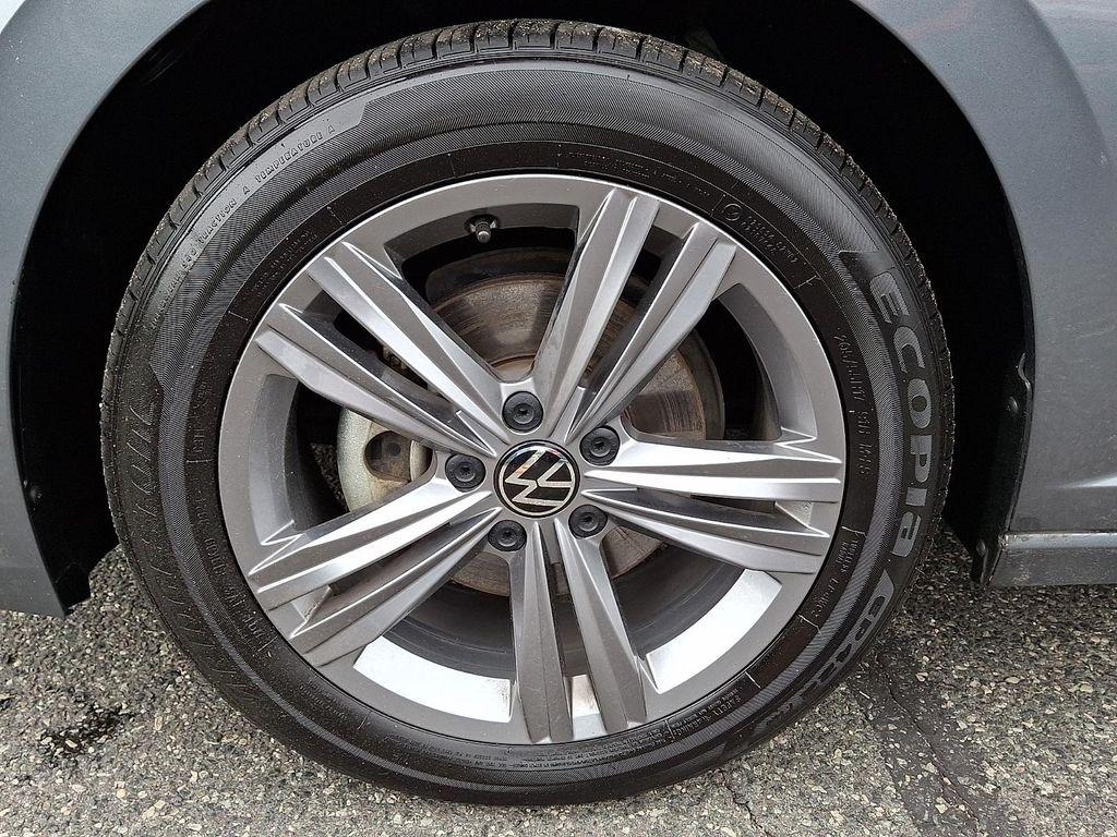 used 2024 Volkswagen Jetta car, priced at $20,303