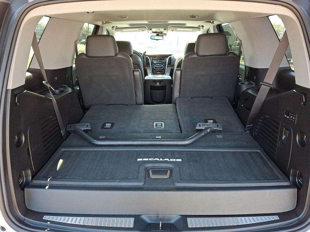 used 2020 Cadillac Escalade car, priced at $40,544