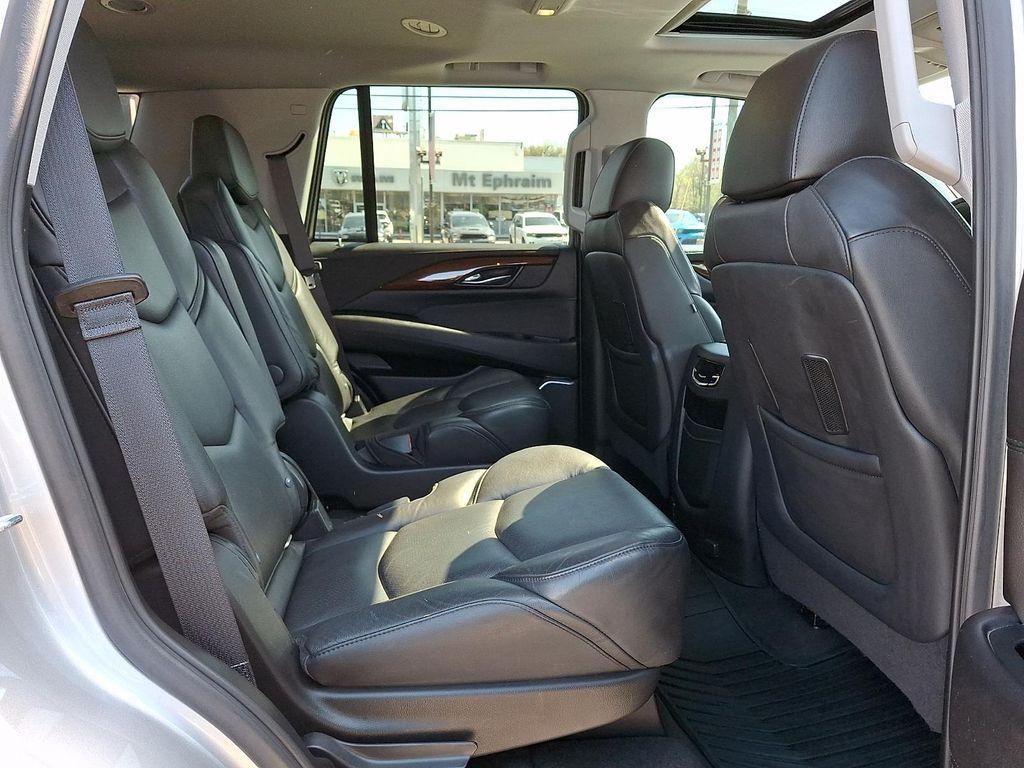 used 2020 Cadillac Escalade car, priced at $40,544