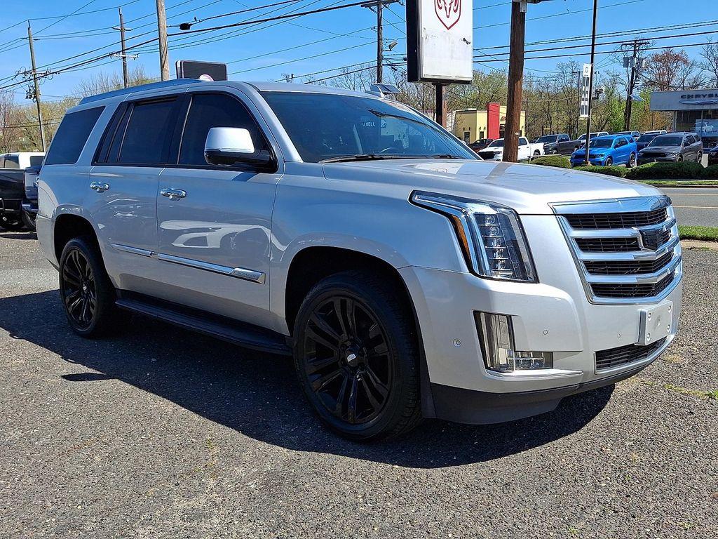 used 2020 Cadillac Escalade car, priced at $40,544