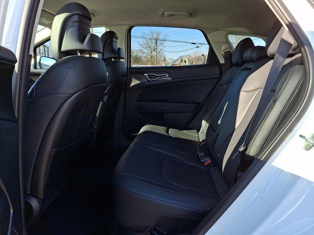 used 2023 Kia Sportage Hybrid car, priced at $25,597