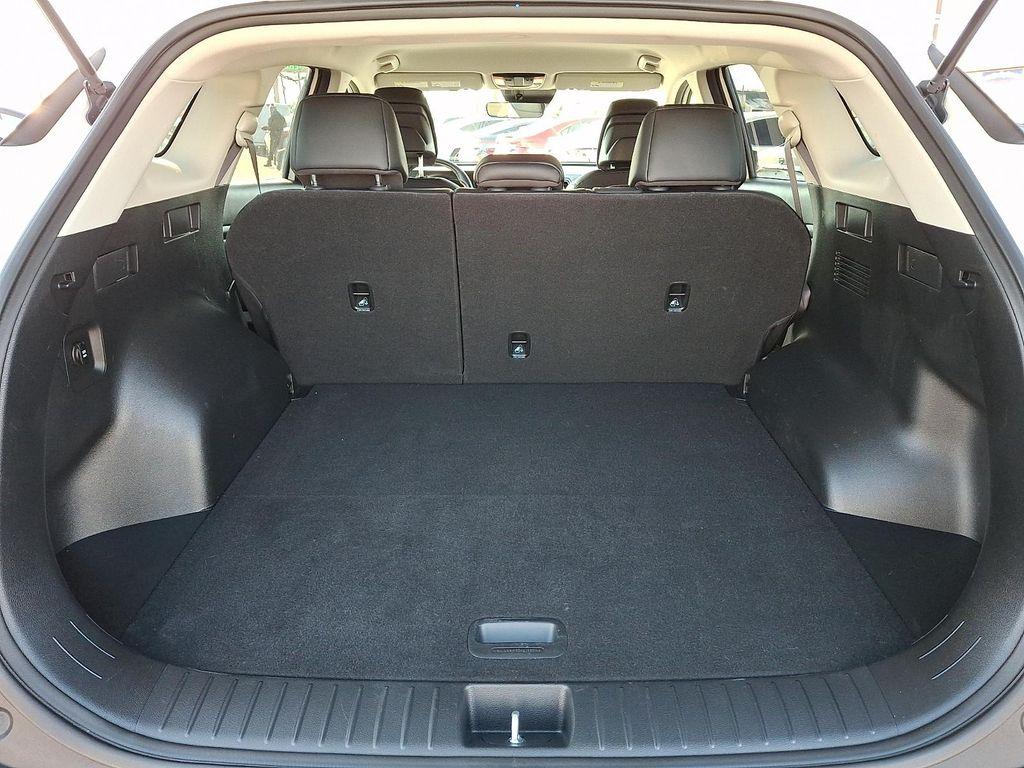 used 2023 Kia Sportage Hybrid car, priced at $25,597