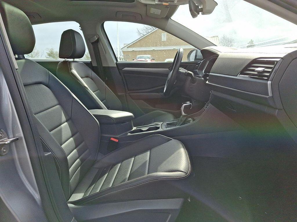 used 2024 Volkswagen Jetta car, priced at $19,956