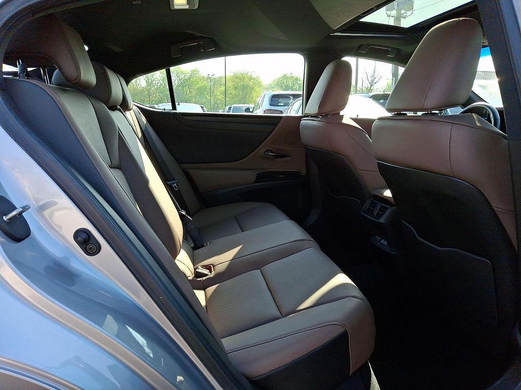 used 2025 Lexus ES 350 car, priced at $46,457
