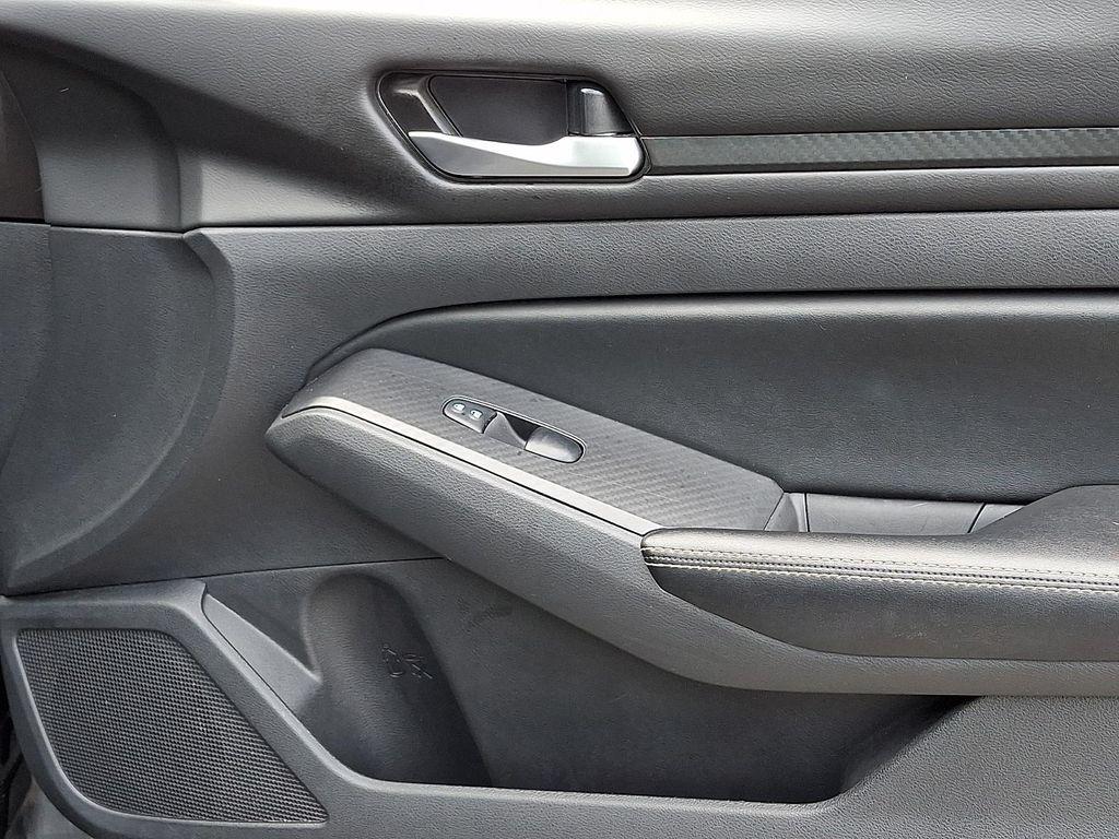 used 2024 Nissan Altima car, priced at $20,295