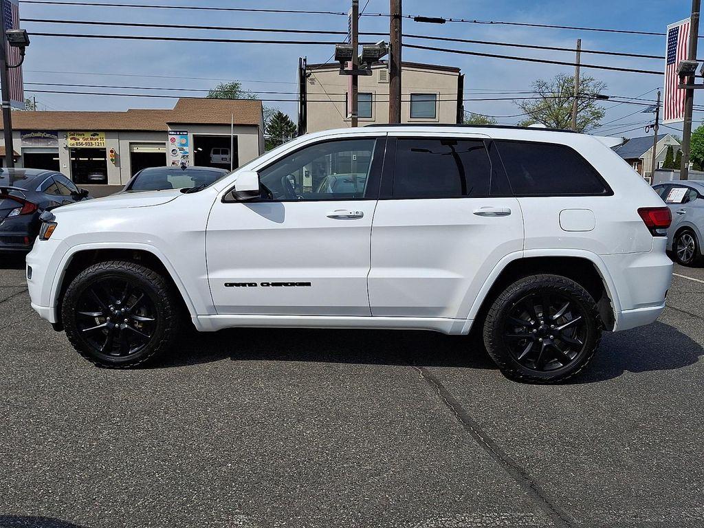 used 2018 Jeep Grand Cherokee car, priced at $19,341