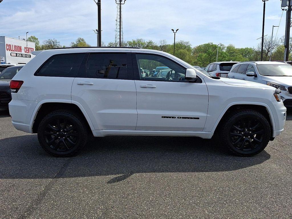 used 2018 Jeep Grand Cherokee car, priced at $19,341