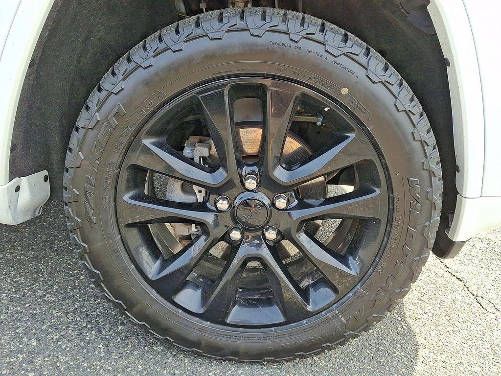 used 2018 Jeep Grand Cherokee car, priced at $19,341