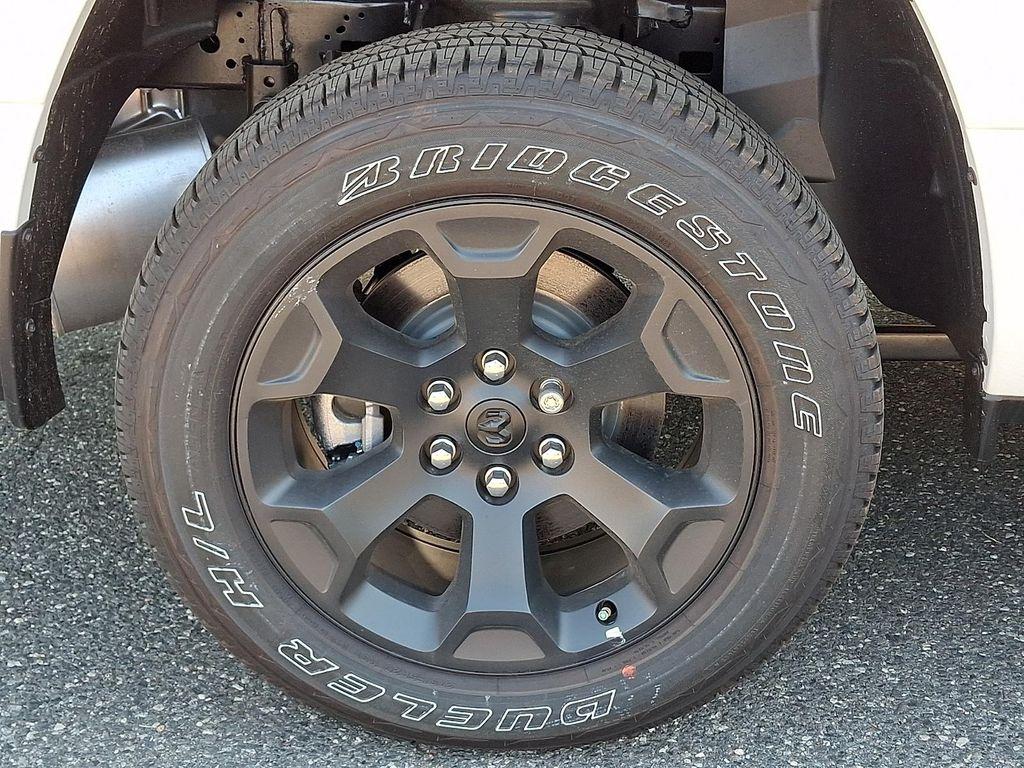 new 2025 Ram 1500 car, priced at $47,826
