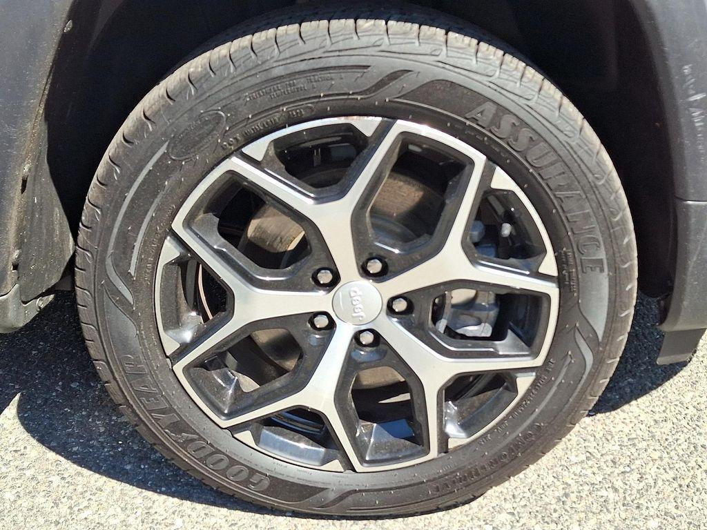 used 2024 Jeep Compass car, priced at $24,979