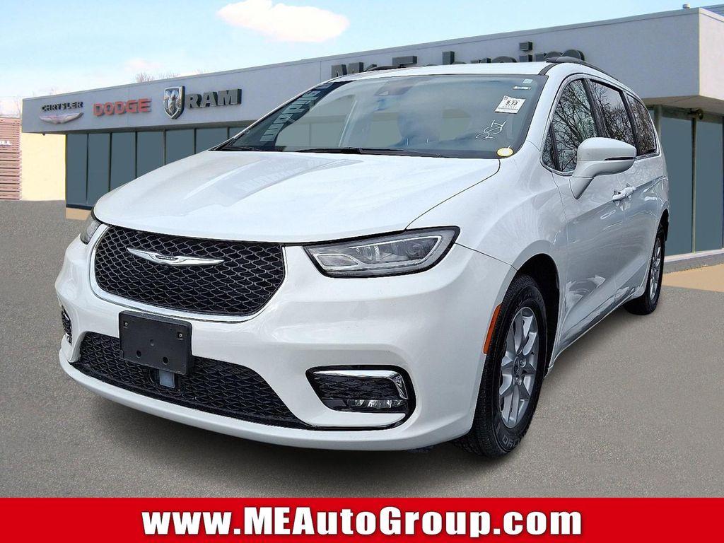 used 2022 Chrysler Pacifica car, priced at $25,589