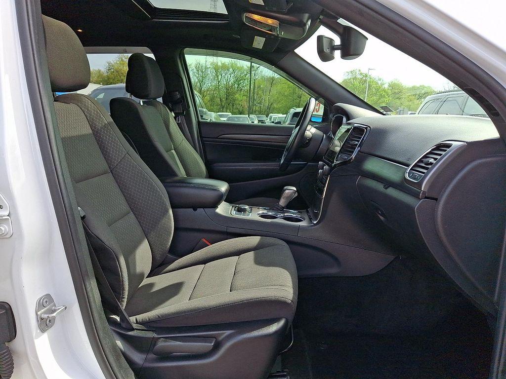 used 2019 Jeep Grand Cherokee car, priced at $18,154