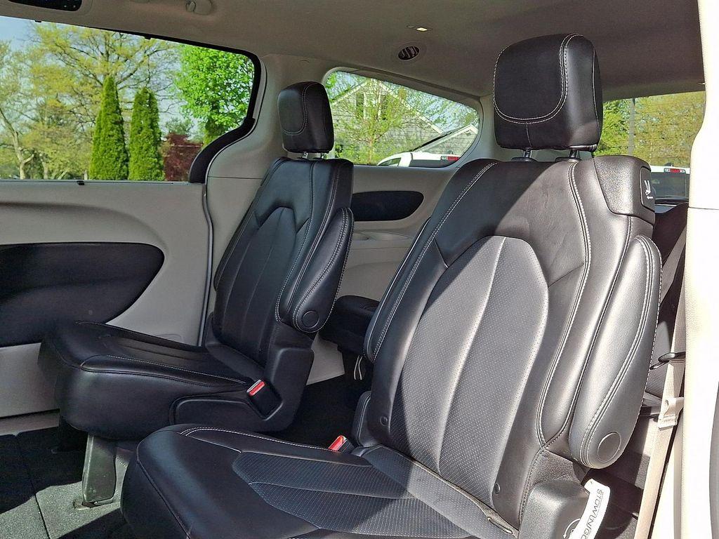 used 2023 Chrysler Pacifica car, priced at $25,752