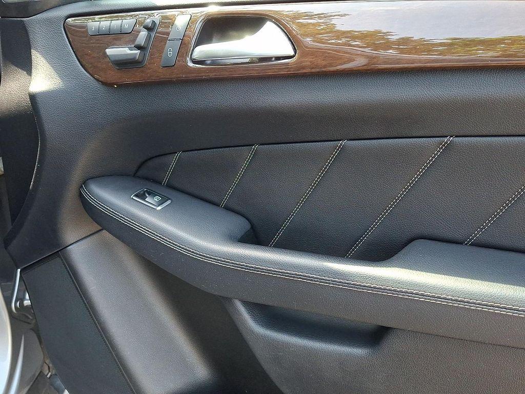 used 2015 Mercedes-Benz GL-Class car, priced at $13,074