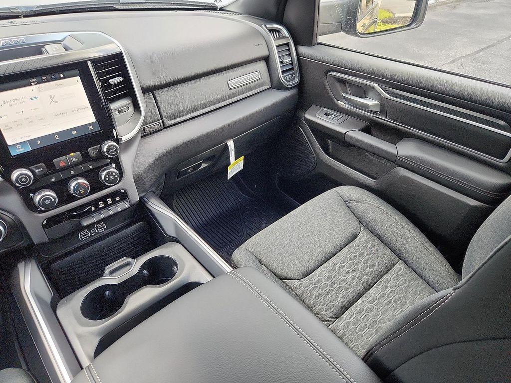 new 2025 Ram 1500 car, priced at $55,685