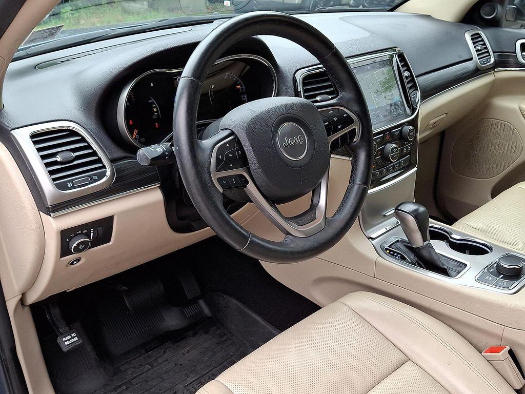 used 2021 Jeep Grand Cherokee car, priced at $29,152