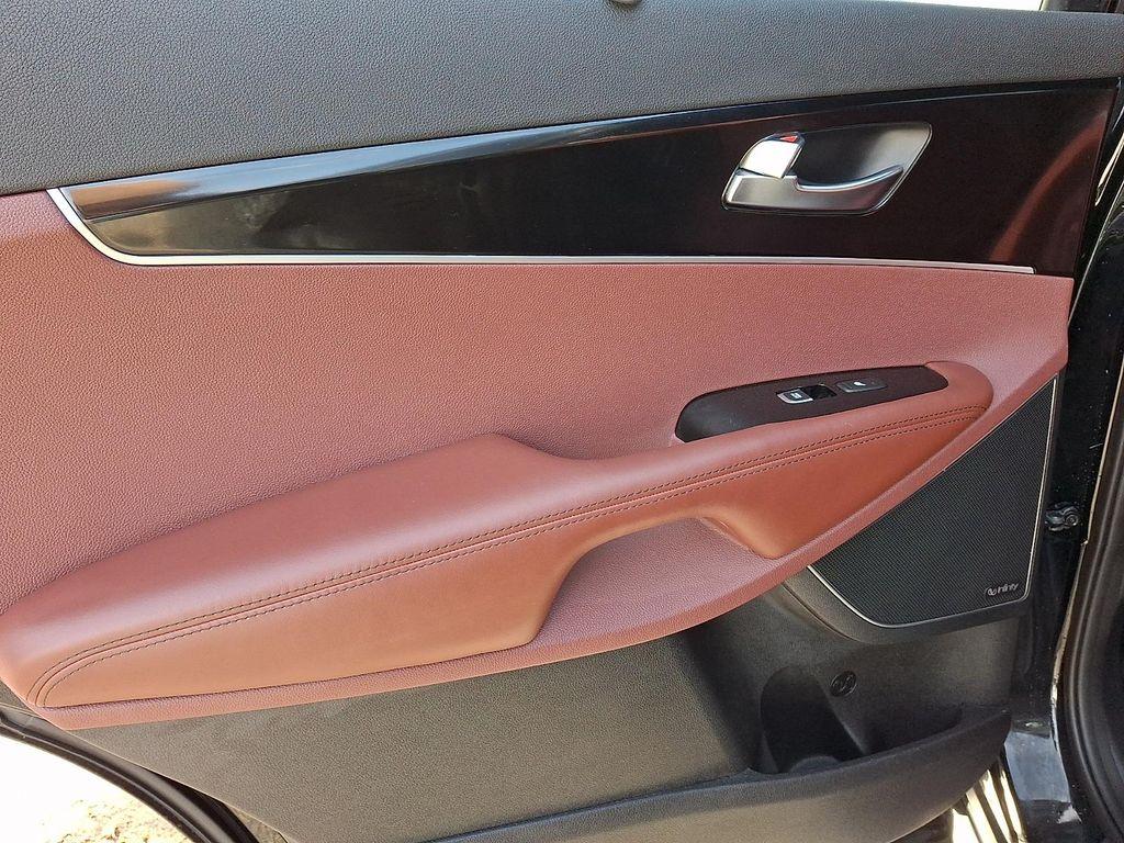 used 2016 Kia Sorento car, priced at $17,146