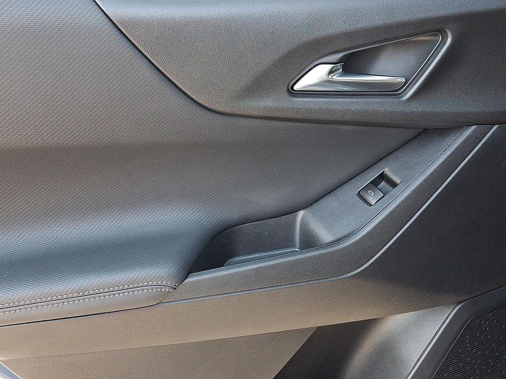 used 2025 Chevrolet Equinox car, priced at $26,688