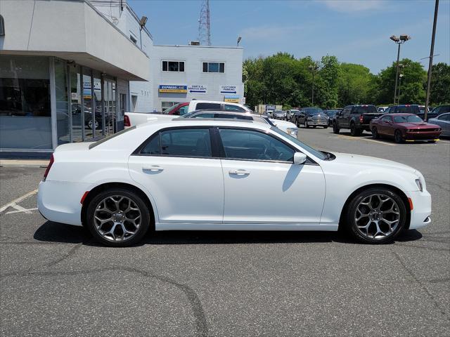 used 2015 Chrysler 300 car