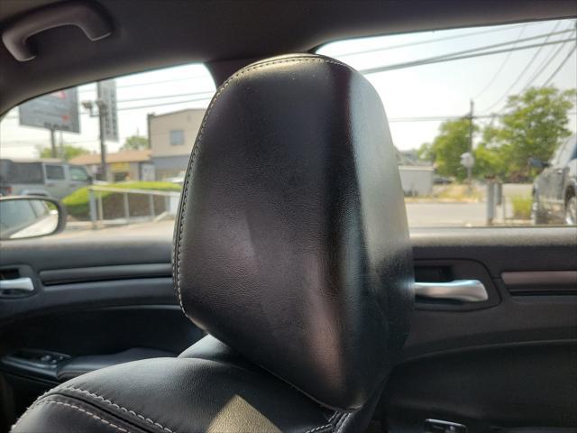 used 2015 Chrysler 300 car