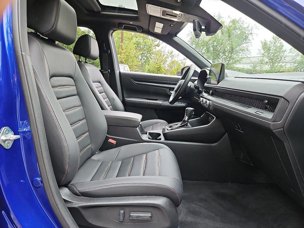 used 2024 Honda CR-V Hybrid car, priced at $25,187