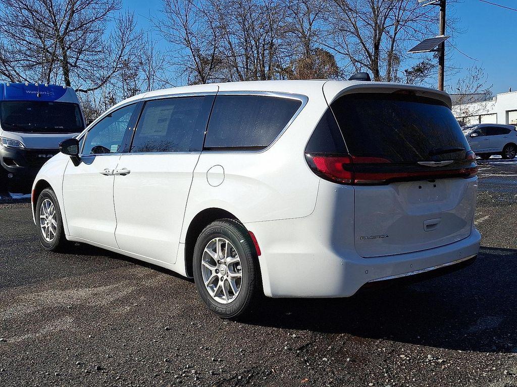 new 2026 Chrysler Pacifica car, priced at $46,006
