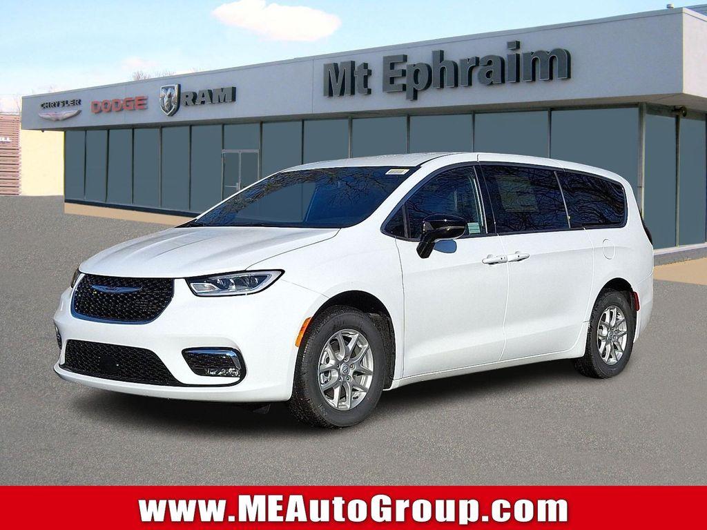 new 2026 Chrysler Pacifica car, priced at $46,006