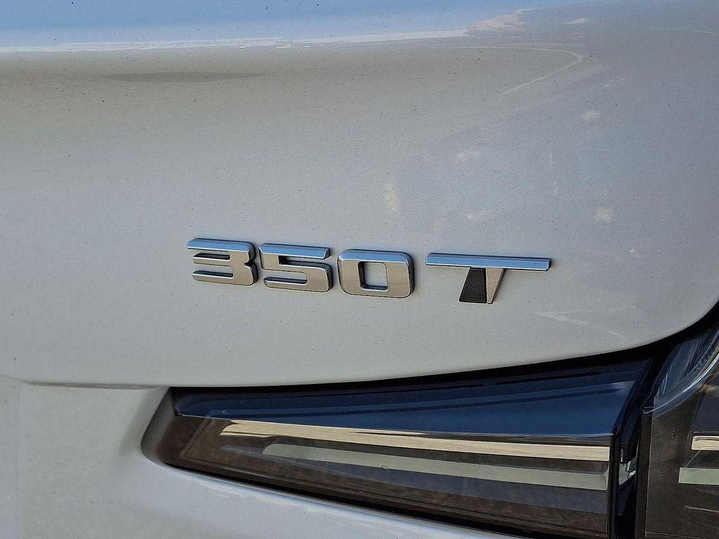 used 2023 Cadillac XT4 car, priced at $26,437