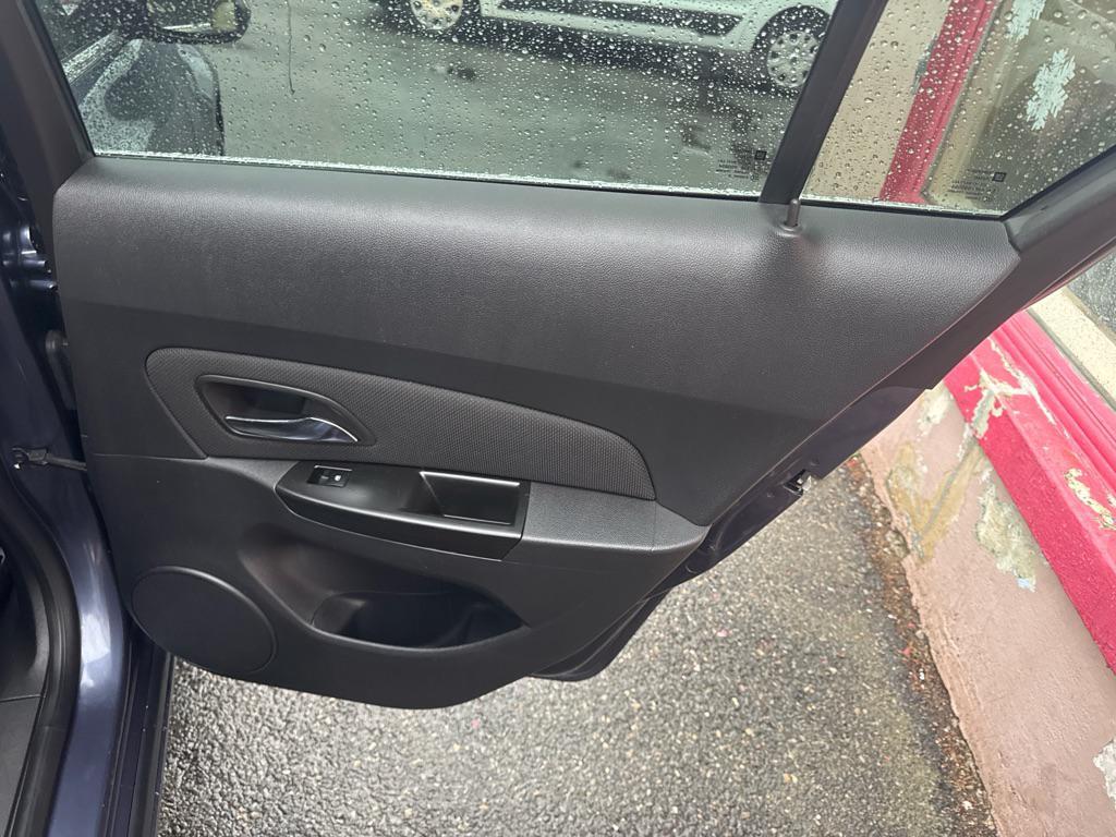 used 2013 Chevrolet Cruze car, priced at $8,200