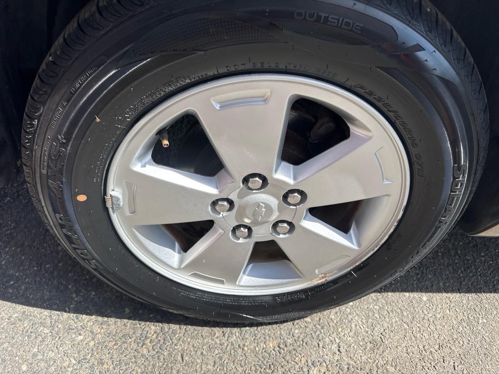 used 2007 Chevrolet Impala car, priced at $7,500