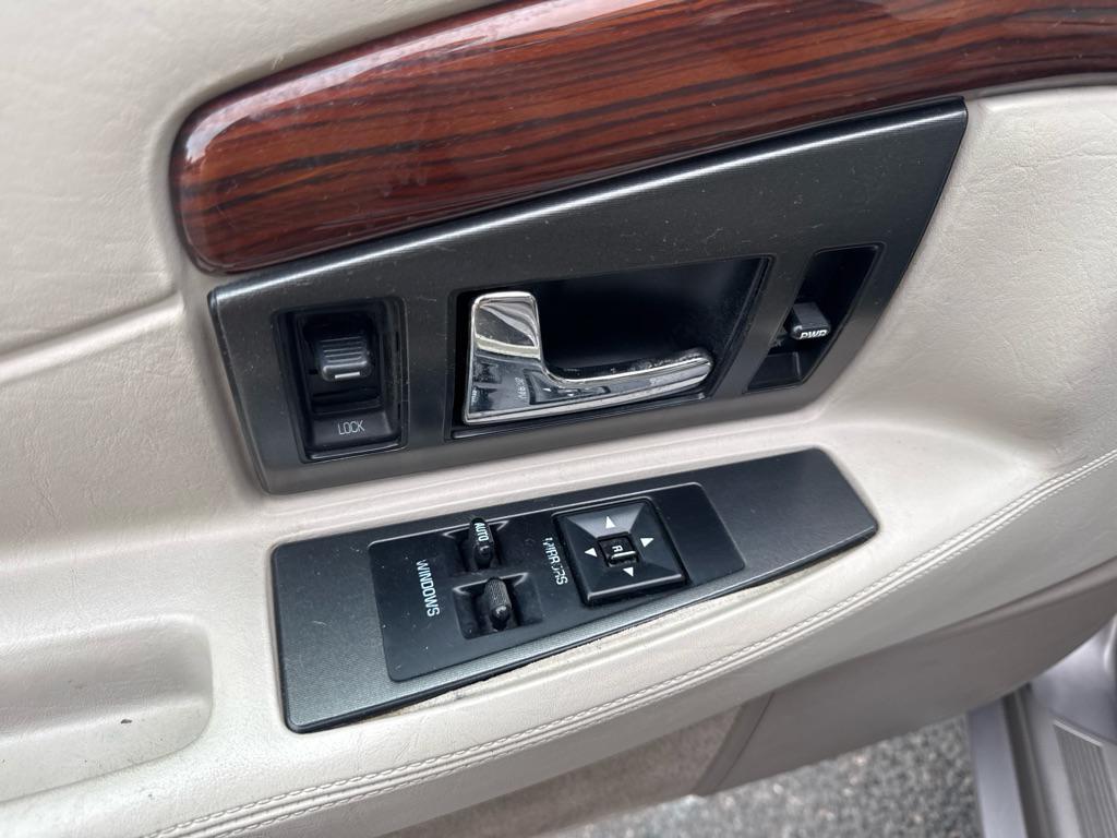 used 1995 Cadillac Eldorado car, priced at $7,000