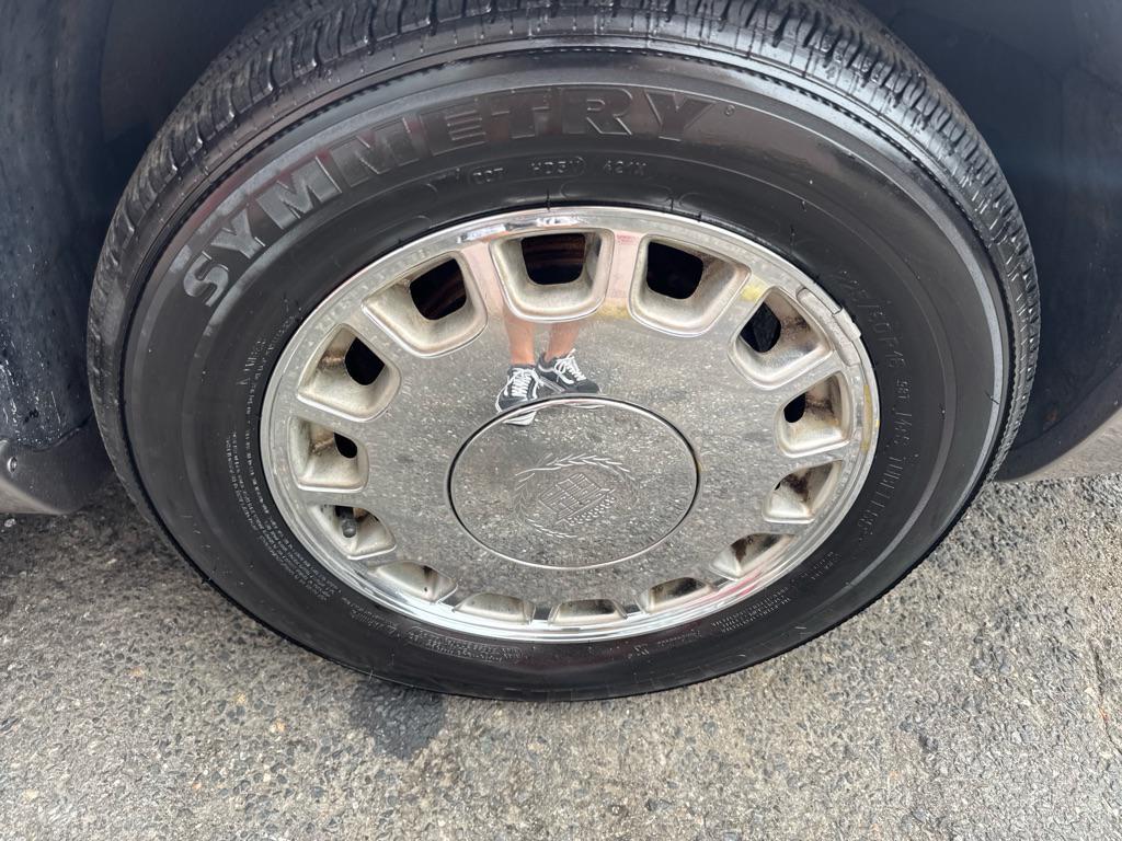 used 1995 Cadillac Eldorado car, priced at $7,000