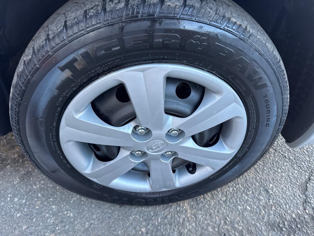 used 2009 Hyundai Accent car, priced at $6,500