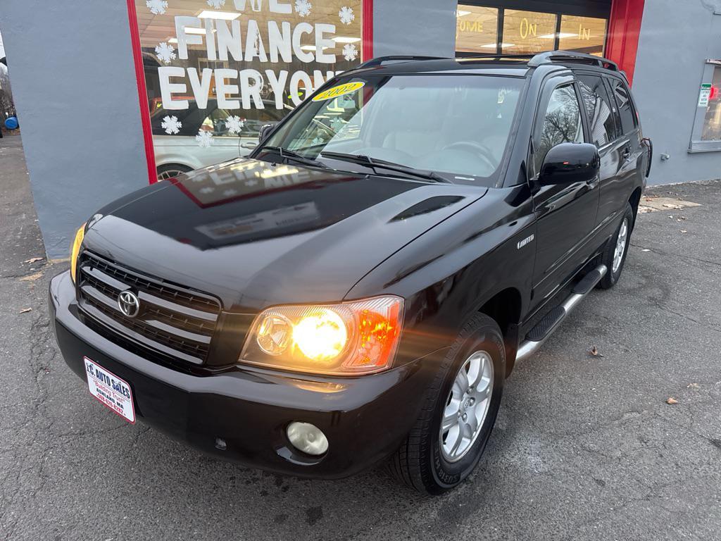 used 2002 Toyota Highlander car, priced at $9,000