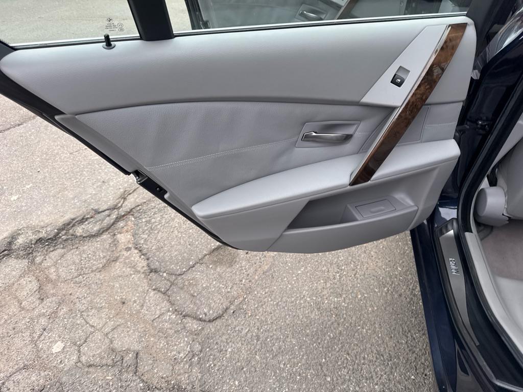 used 2006 BMW 530 car, priced at $9,995