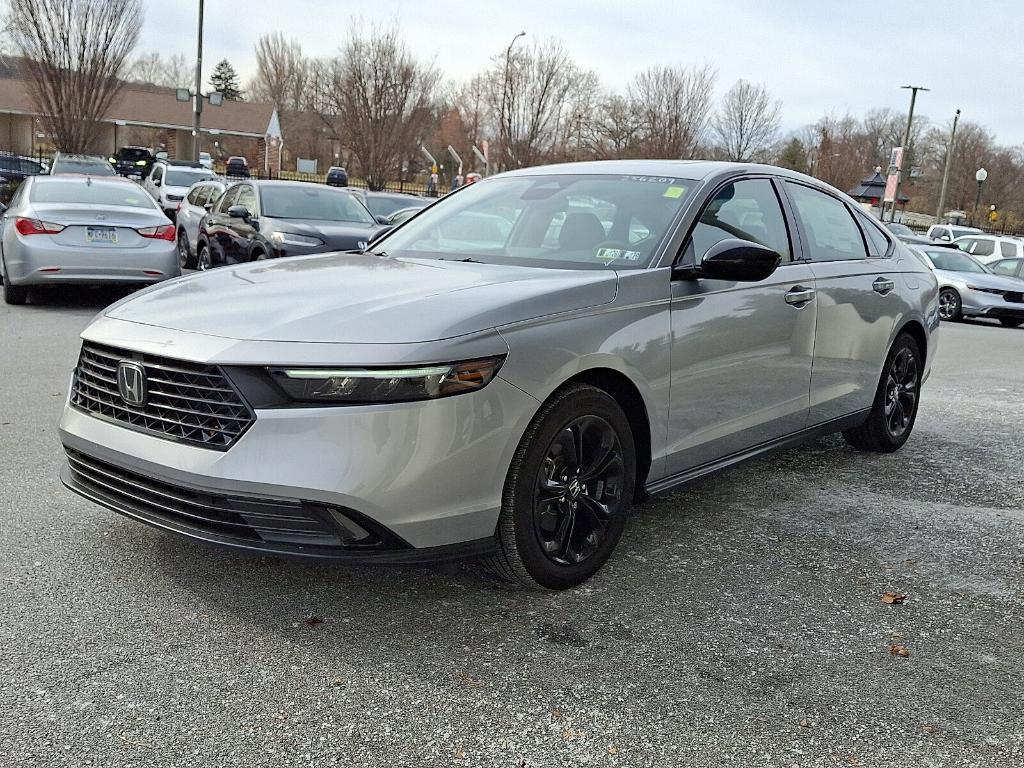new 2025 Honda Accord car, priced at $31,376